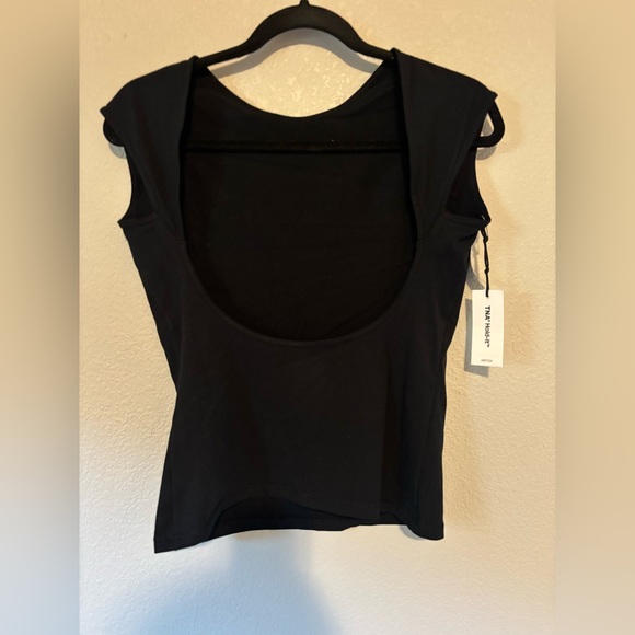 TNA TOP - Picture 3 of 4